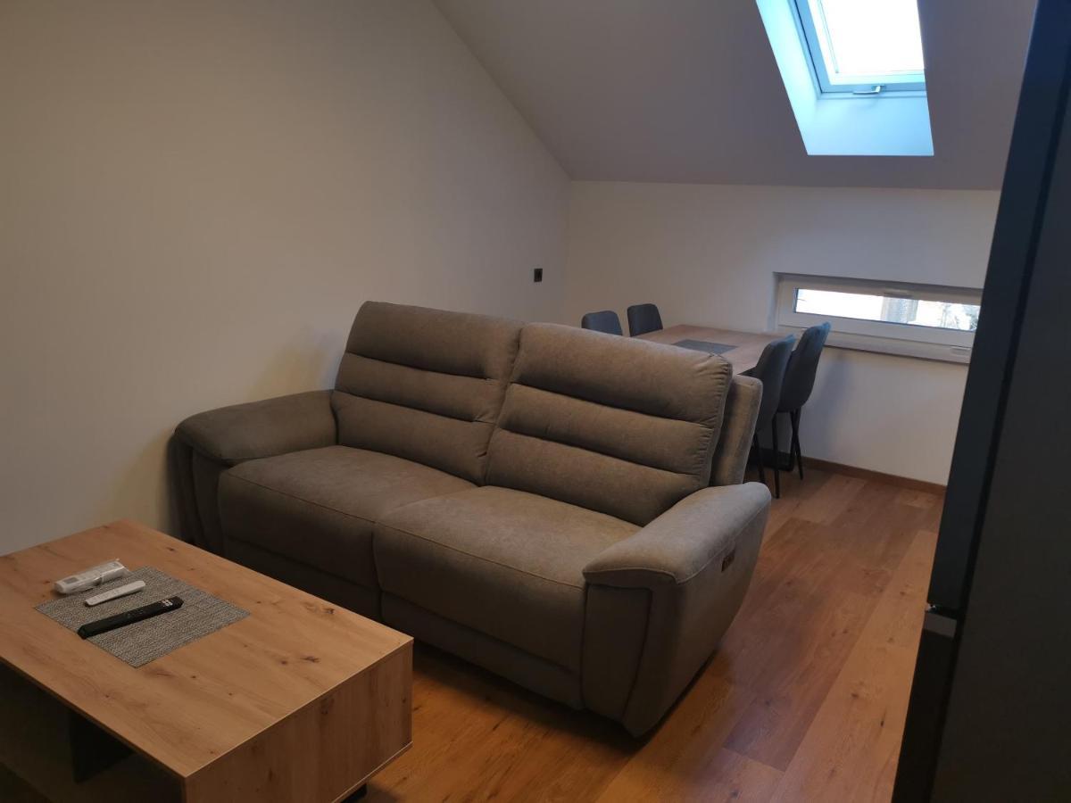 Nibela Apartments Zagabria Esterno foto