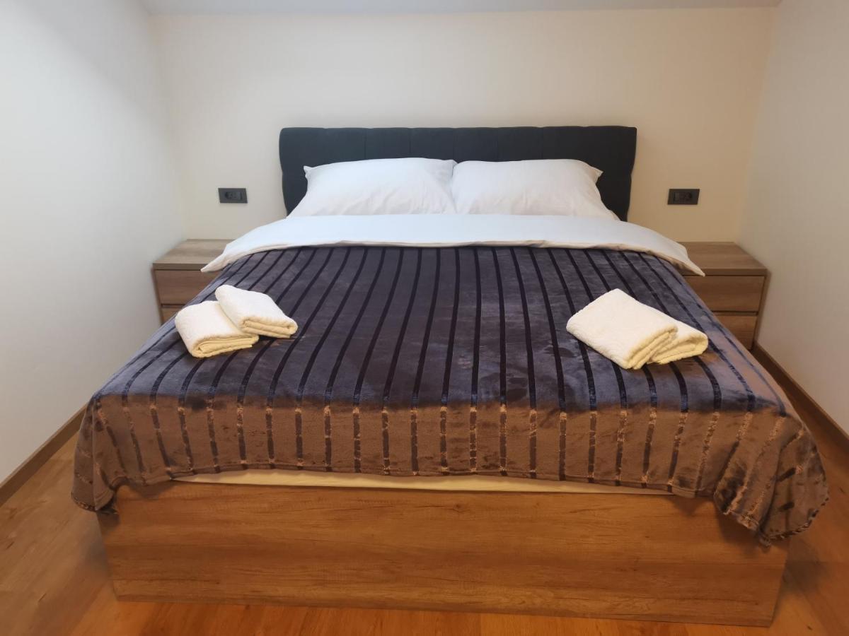 Nibela Apartments Zagabria Esterno foto