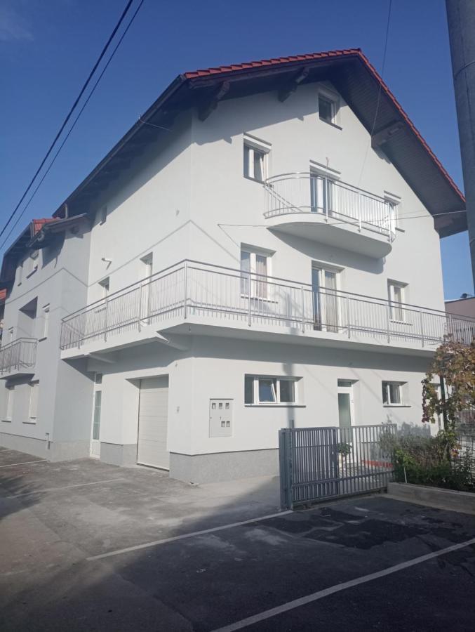 Nibela Apartments Zagabria Esterno foto